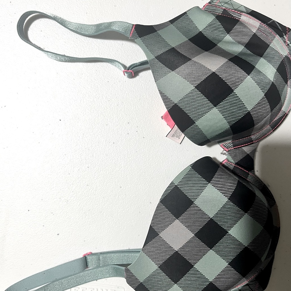 Victoria’s Secret Bra